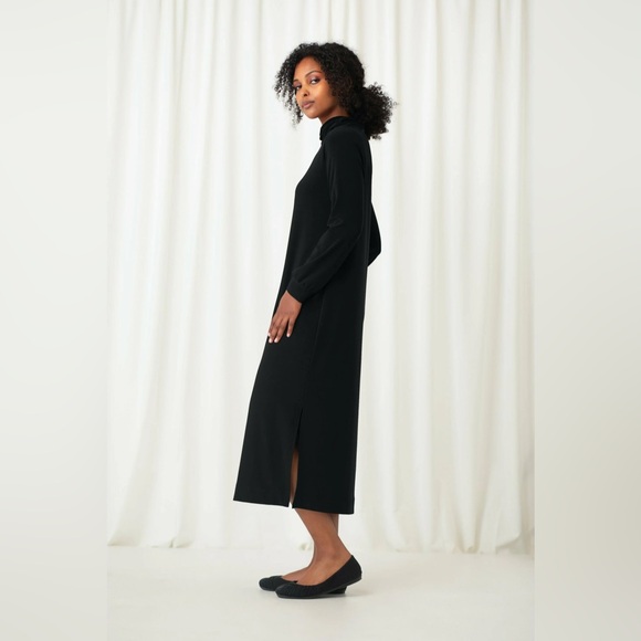 Sympli Turtleneck Gathered Sleeve Dress - Style 28116-3 Black Size 8 - Picture 4 of 5